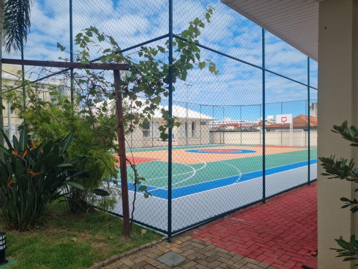 Giardino: Beachfront With Pool And Sports Facilities Apartment