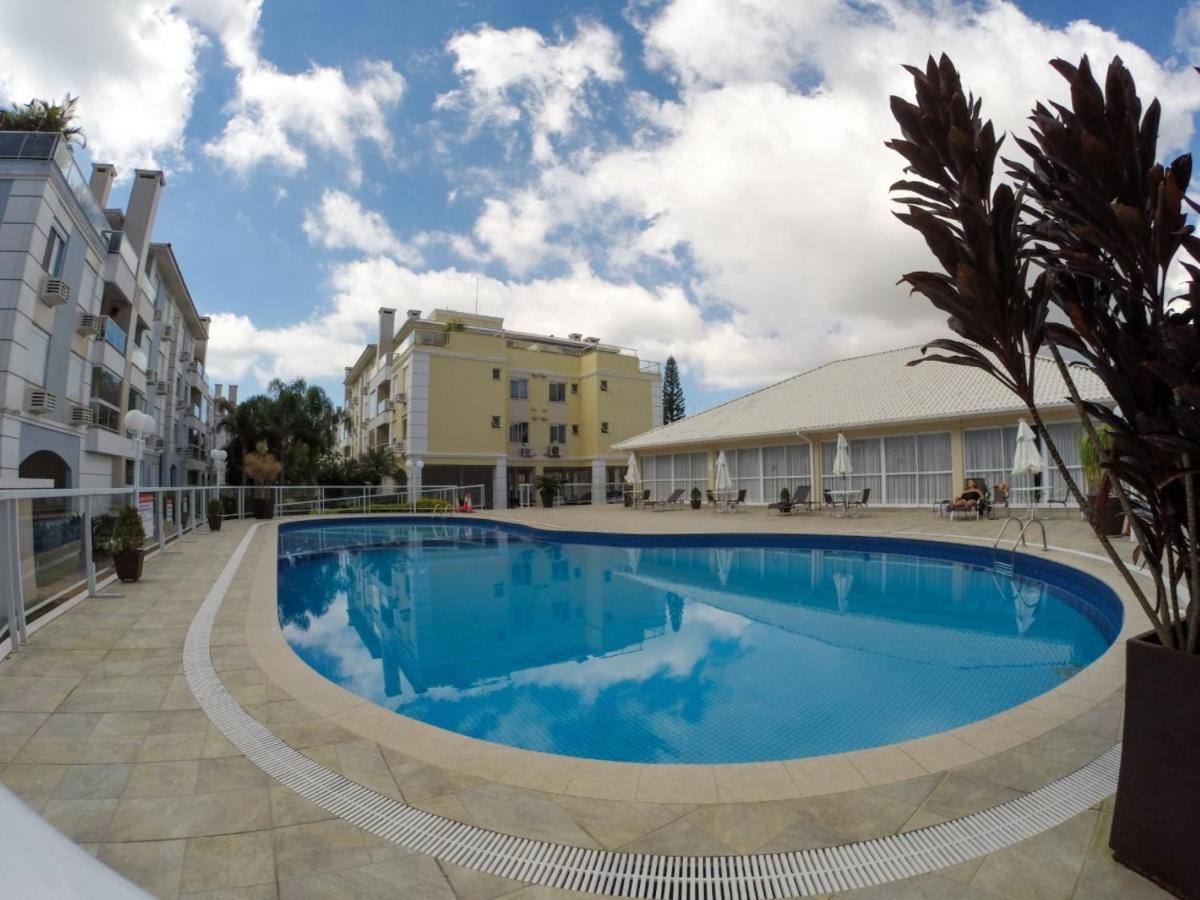 Giardino: Beachfront With Pool And Sports Facilities Apartment *
