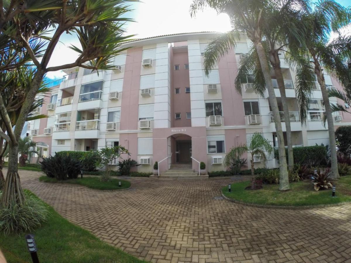Giardino: Beachfront With Pool And Sports Facilities * Florianopolis